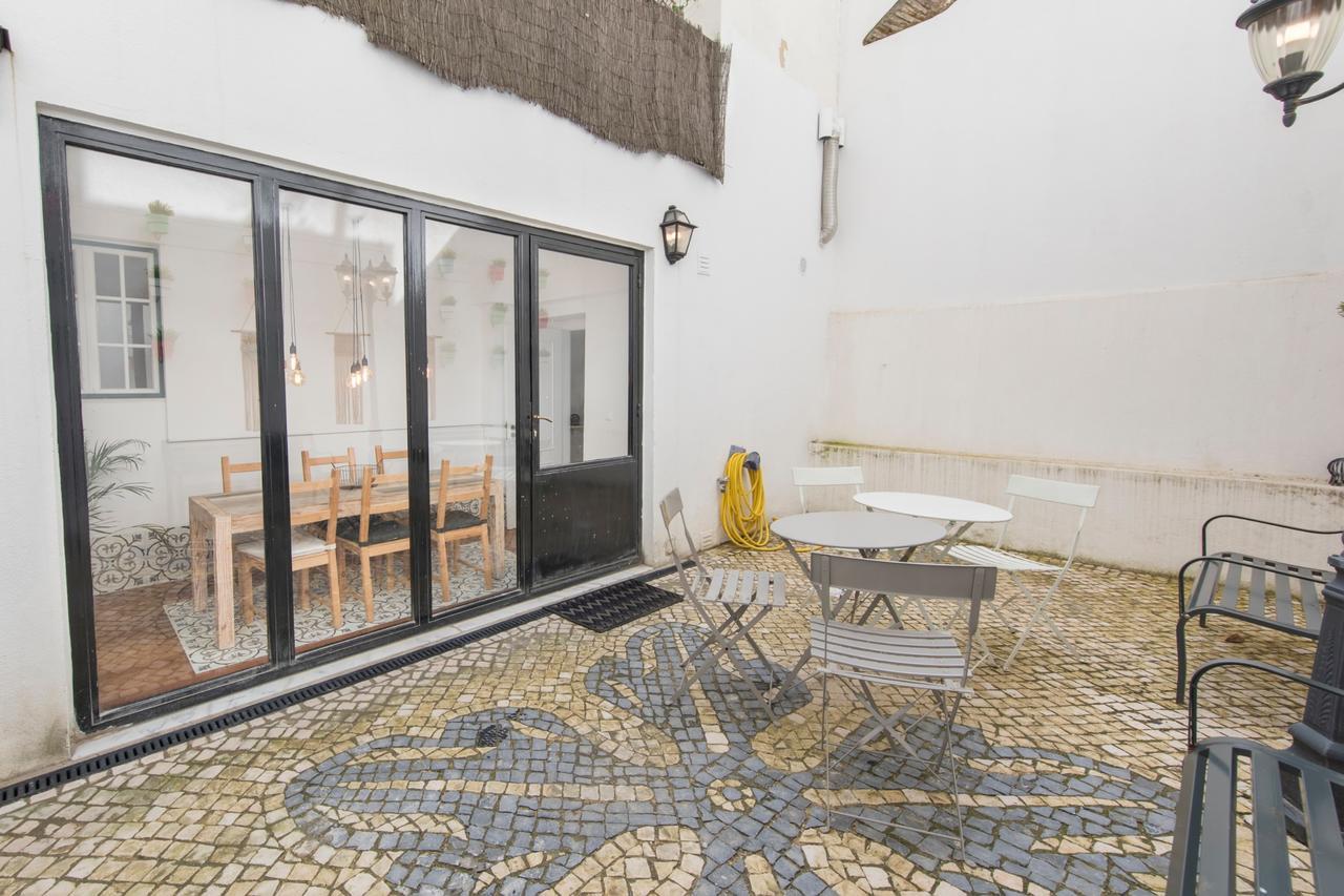 Lovelystay - Bica Patio Duplex Lisbon Exterior photo